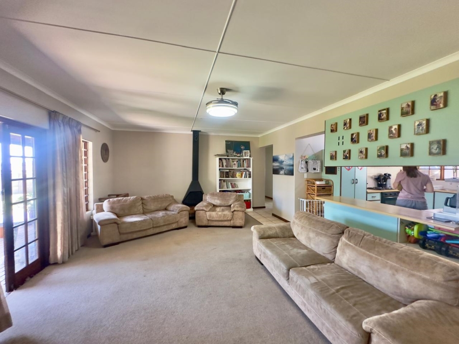 3 Bedroom Property for Sale in Stilbaai Wes Western Cape